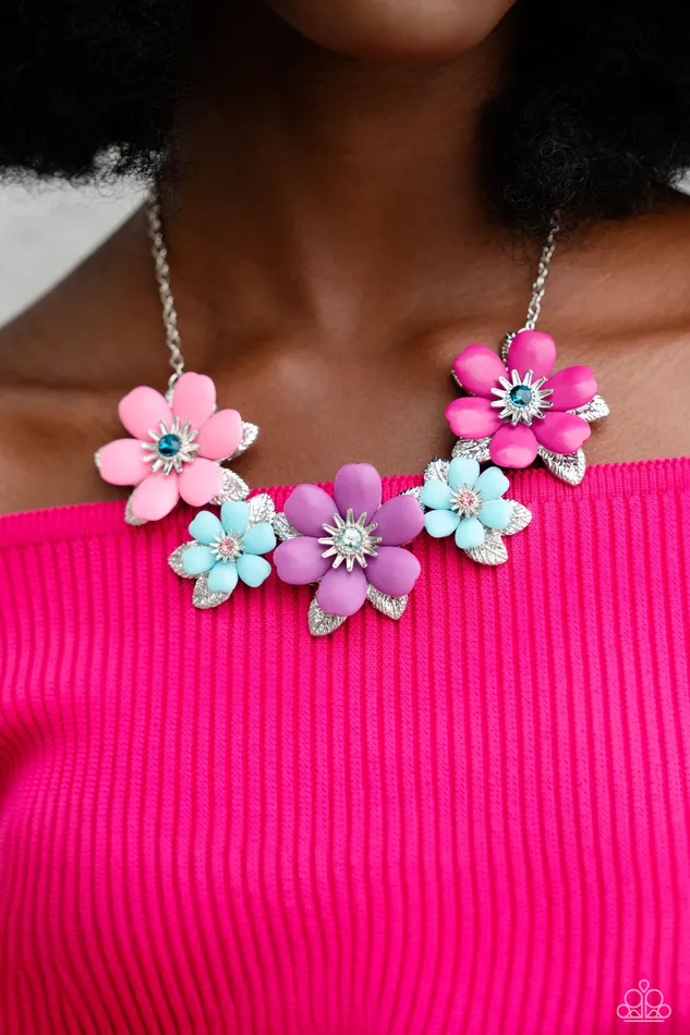 Necklaces Paparazzi Accessories WellMannered Whimsy Pink Flower Silver Short Necklace 2023 Convention Exclusive Paparazzi
