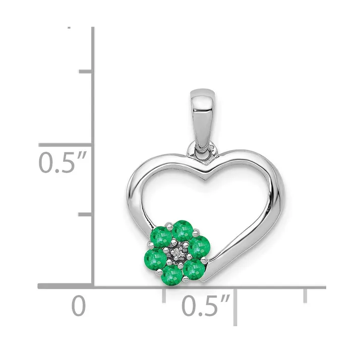 Necklaces Qgold 14k White Gold Diamond and Emerald Heart and Flower Pendant 105 grams